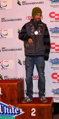 Matthew Robinson, Australian Paralympic snowboarder, dies at age 28